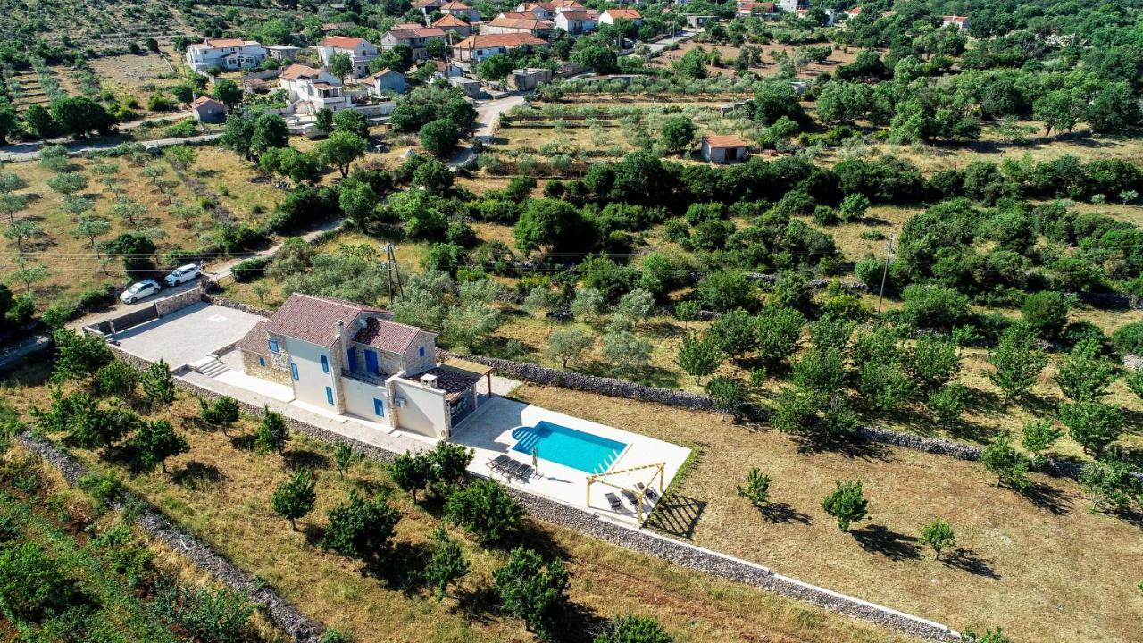 Villa Padelin Sukosan Exterior photo